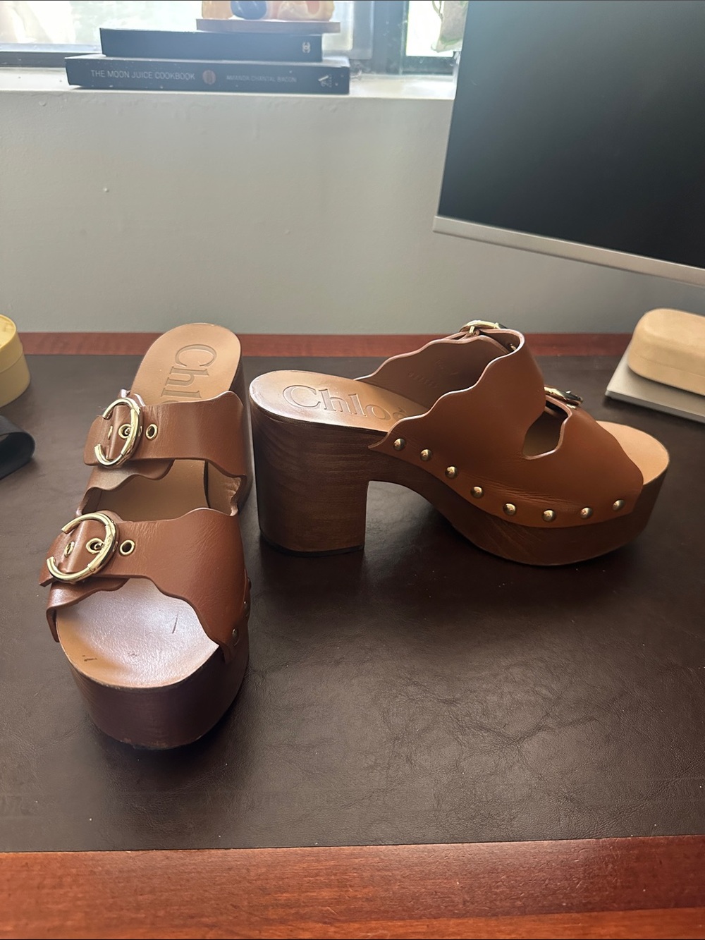 CHLOE Brown Leather Platform Clog Sandals